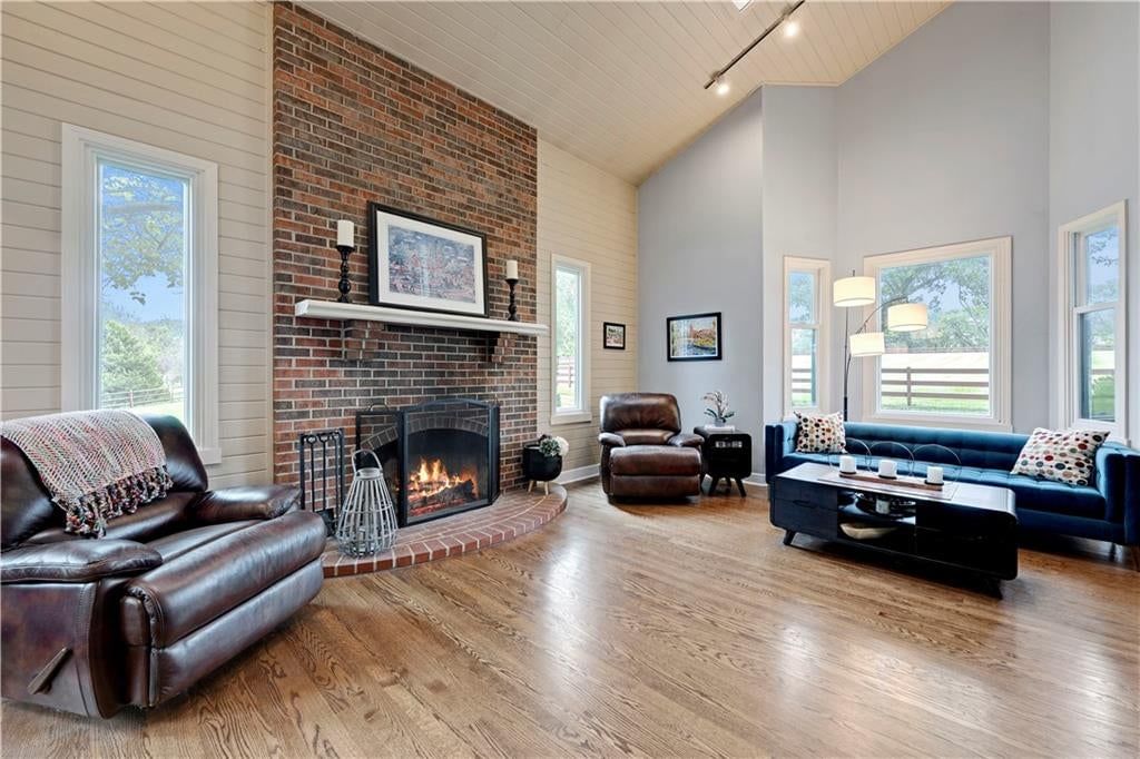 Photo 7 of 90 - 4450 W 188th Street, Stilwell, KS 66085