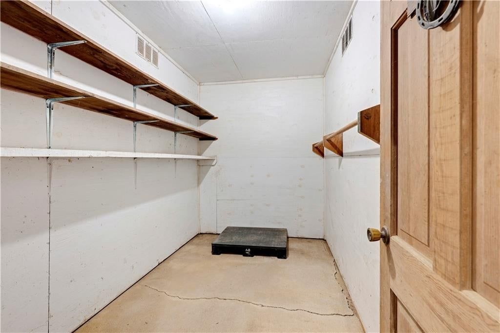 Photo 53 of 90 - 4450 W 188th Street, Stilwell, KS 66085
