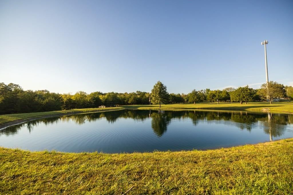 708 Poplar Ridge, Paola, KS: listing photo 2