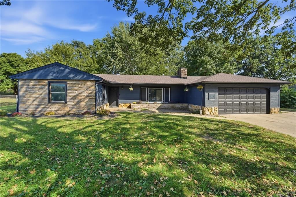 4409 Ridgeway Avenue, Kansas City, MO: listing photo 2