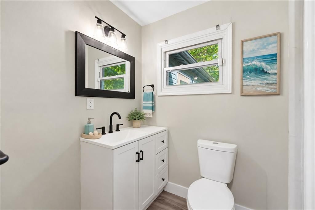 Photo 32 of 60 - 4409 Ridgeway Avenue, Kansas City, MO 64133