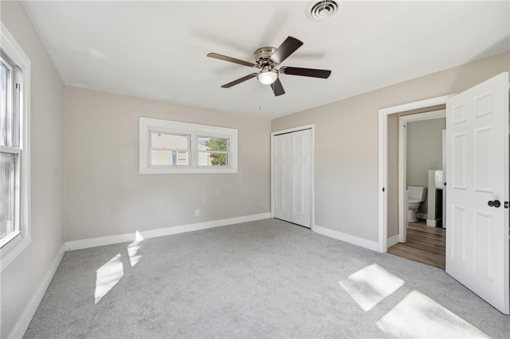 Photo 35 of 60 - 4409 Ridgeway Avenue, Kansas City, MO 64133