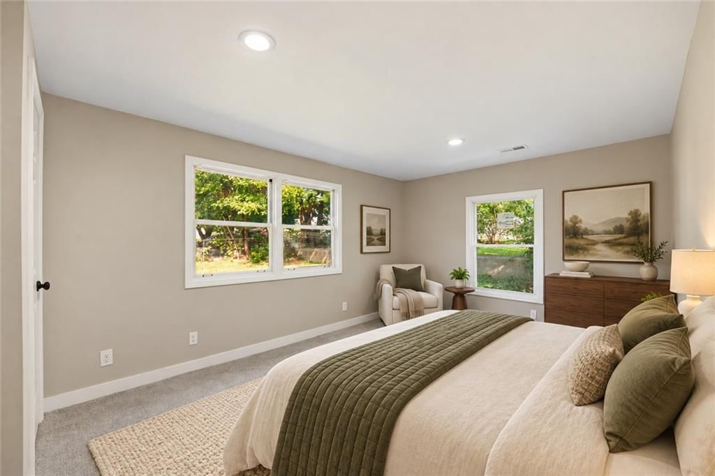 Photo 42 of 60 - 4409 Ridgeway Avenue, Kansas City, MO 64133