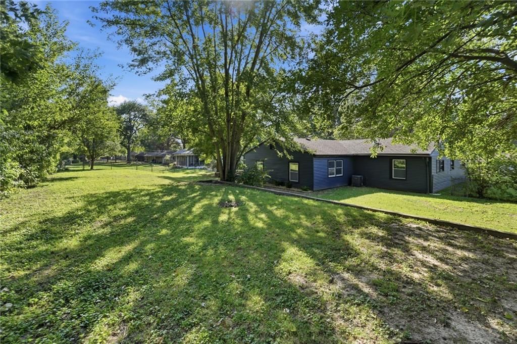 Photo 56 of 60 - 4409 Ridgeway Avenue, Kansas City, MO 64133