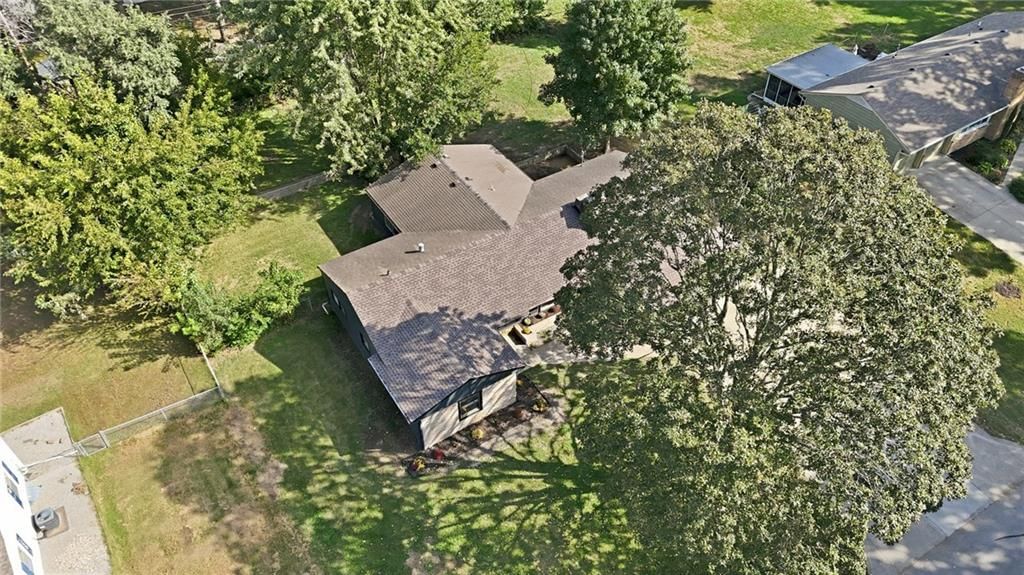 Photo 59 of 60 - 4409 Ridgeway Avenue, Kansas City, MO 64133