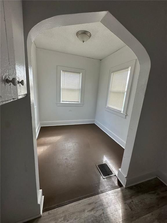 4523 Wabash Avenue, Kansas City, MO: listing photo 3