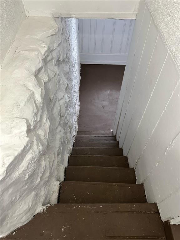 Photo 12 of 17 - 4523 Wabash Avenue, Kansas City, MO 64130