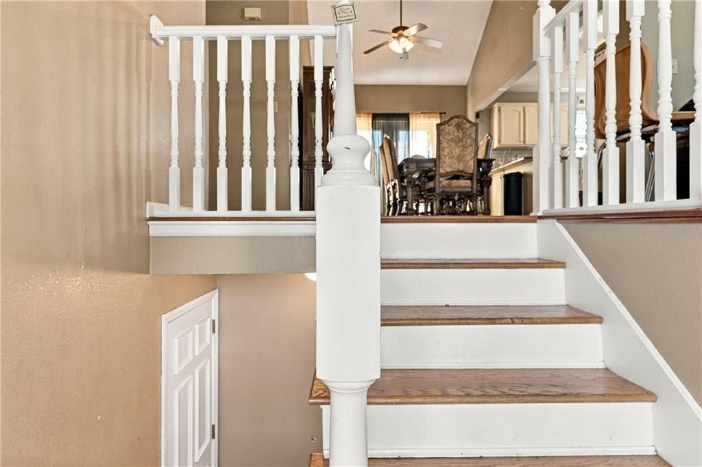15001 E 48th Street, Kansas City, MO: listing photo 3
