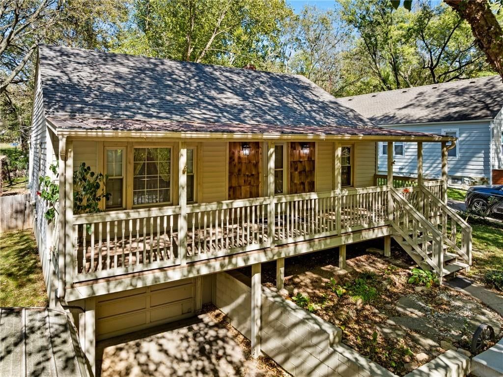 8648 E 27th Street, Kansas City, MO: listing photo 2