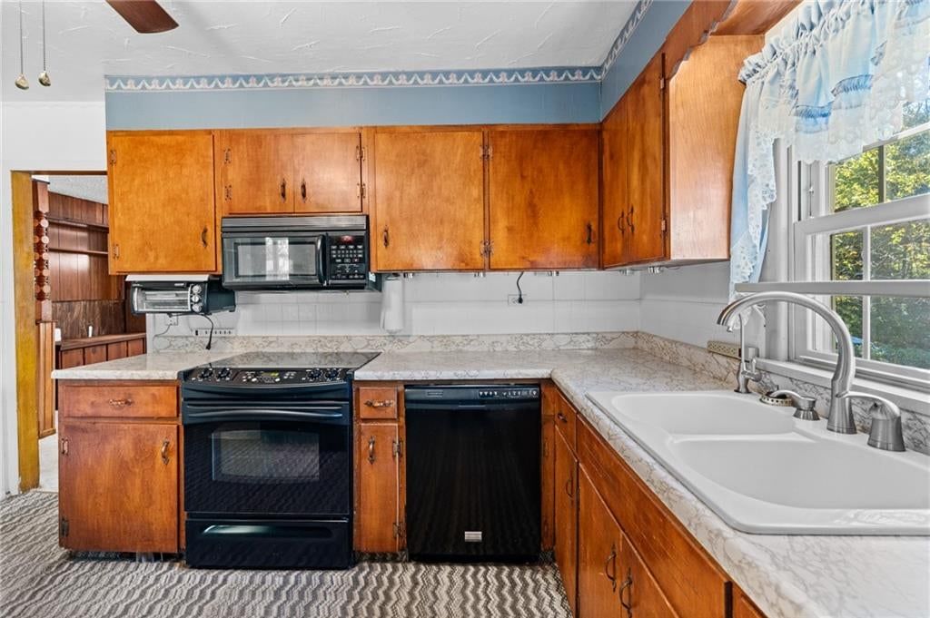 Photo 28 of 37 - 8648 E 27th Street, Kansas City, MO 64129