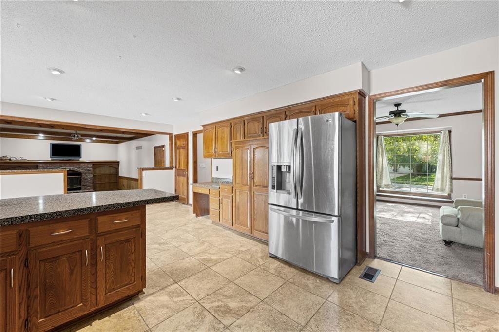 Stainless steel appliances at 14804 W 84th Terrace, Lenexa, KS 66215