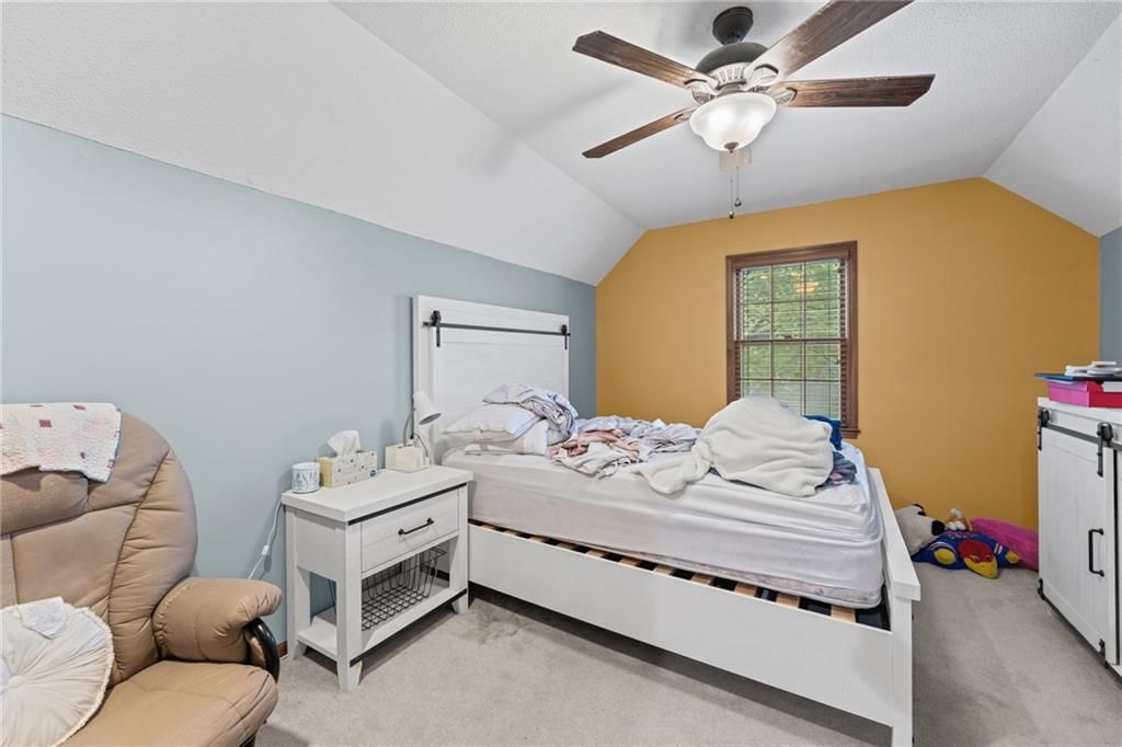 Accent wall at 14804 W 84th Terrace, Lenexa, KS 66215
