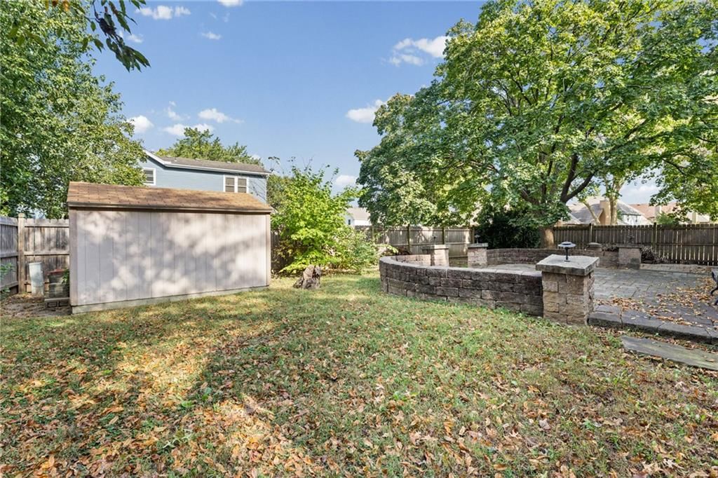 Photo 33 of 39 - 14804 W 84th Terrace, Lenexa, KS 66215