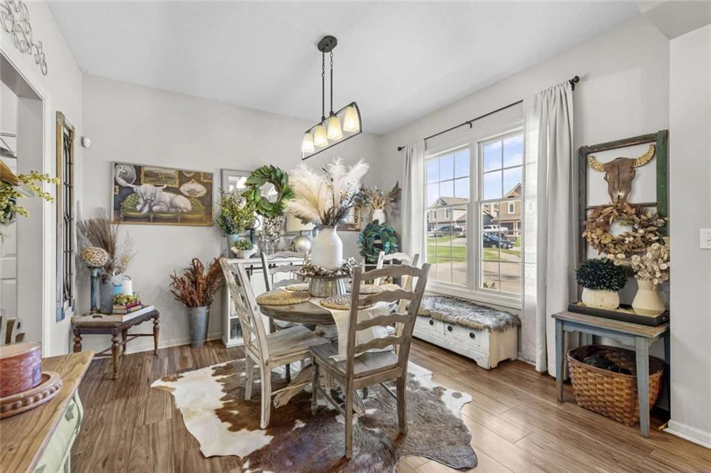 Photo 6 of 51 - 211 Surrey Court, Smithville, MO 64089