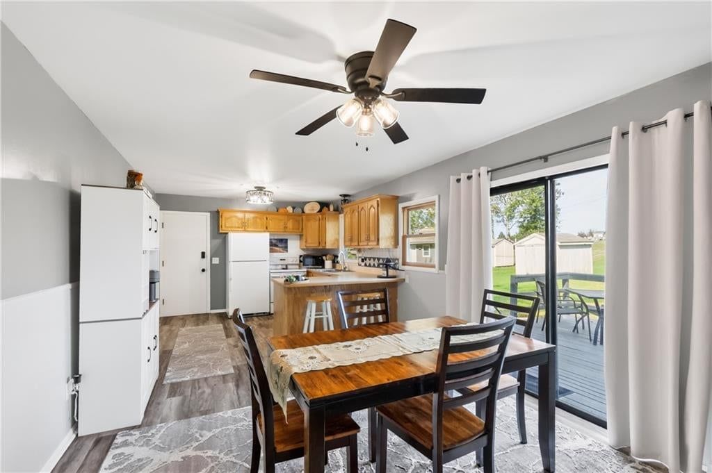 Photo 8 of 24 - 114 W 8th Street, Kearney, MO 64060