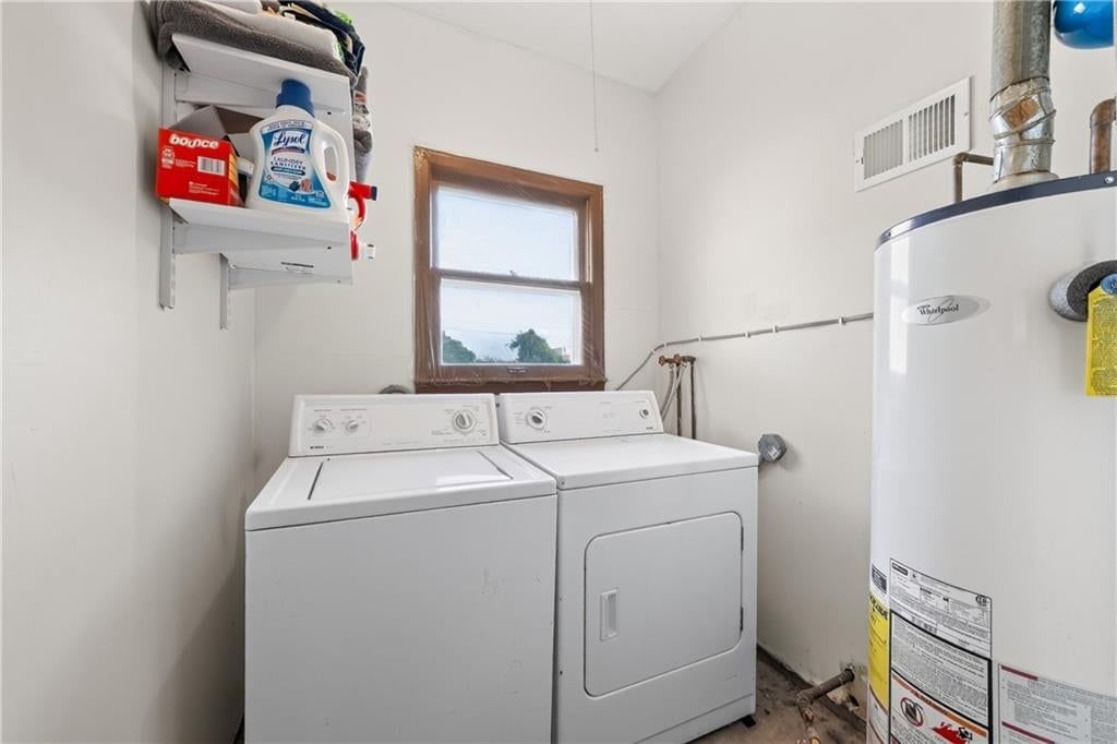 Photo 15 of 24 - 114 W 8th Street, Kearney, MO 64060
