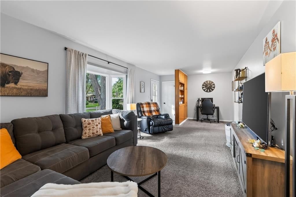 Photo 17 of 24 - 114 W 8th Street, Kearney, MO 64060