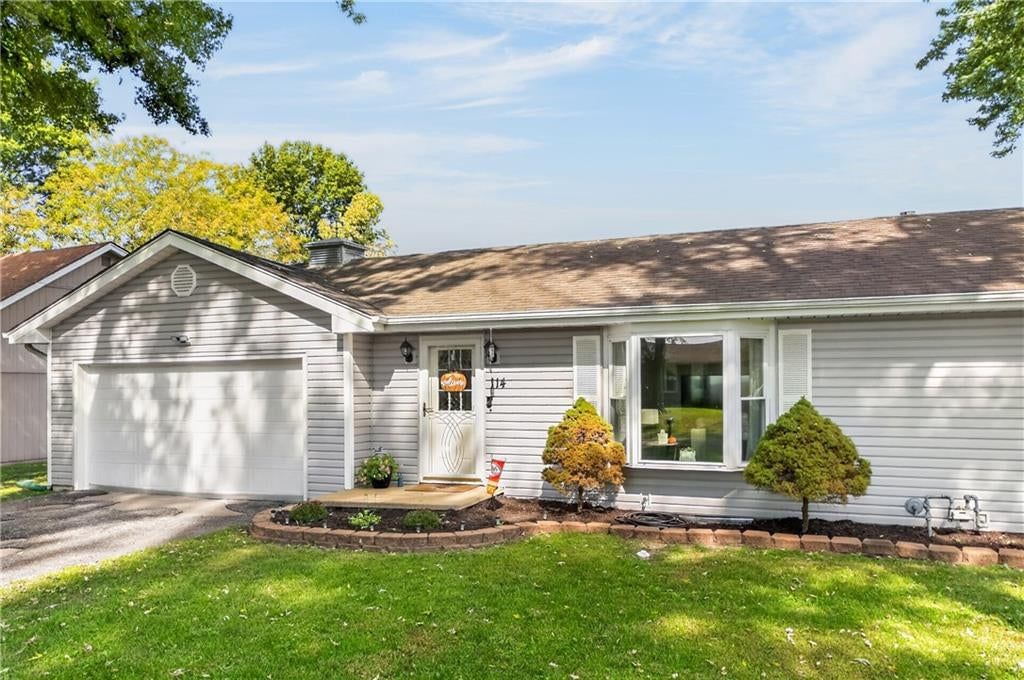 Photo 24 of 24 - 114 W 8th Street, Kearney, MO 64060