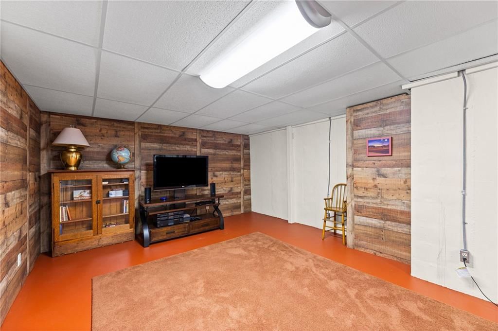 Photo 25 of 31 - 6527 Maple Drive, Mission, KS 66202