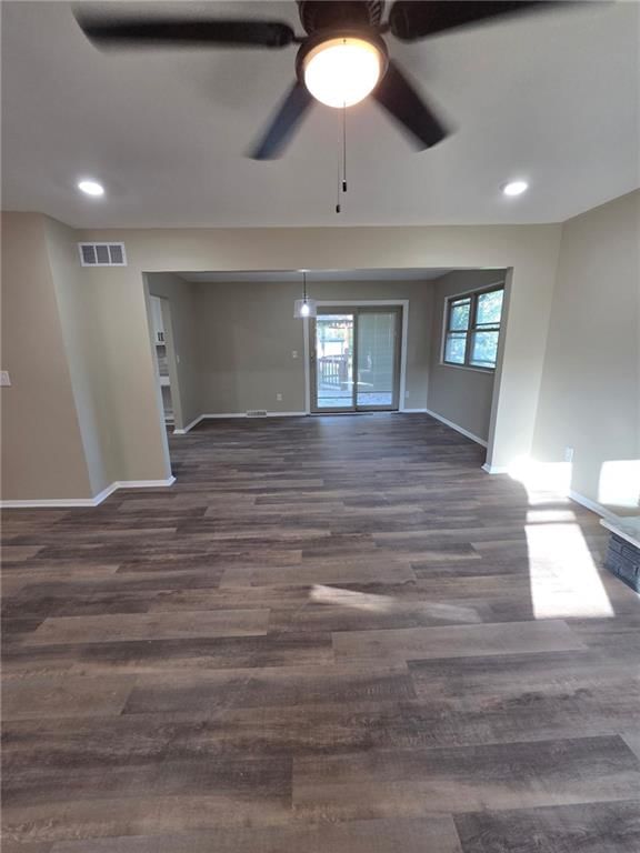 11144 N Kenwood Avenue, Kansas City, MO: listing photo 3