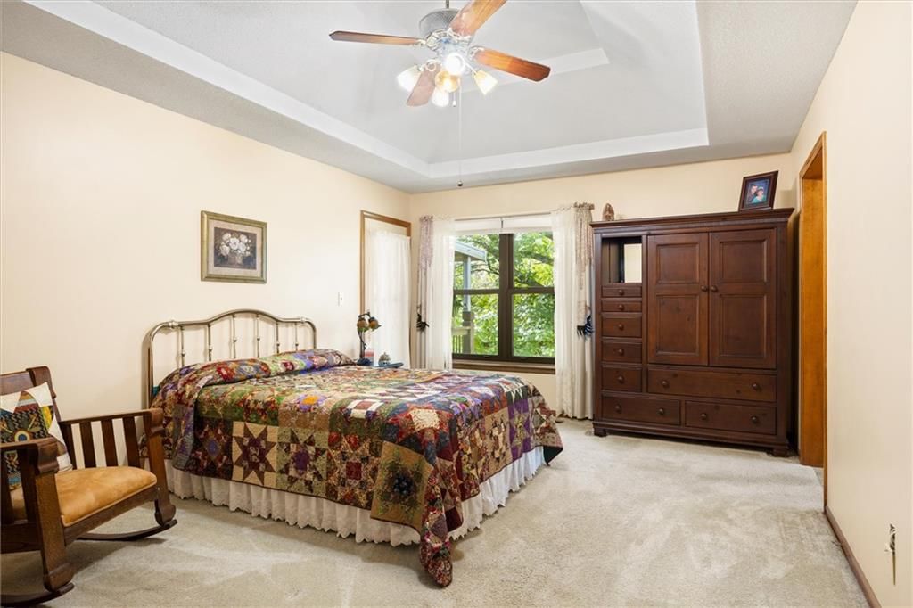 Photo 19 of 52 - 1320 S 105th Street, Edwardsville, KS 66111