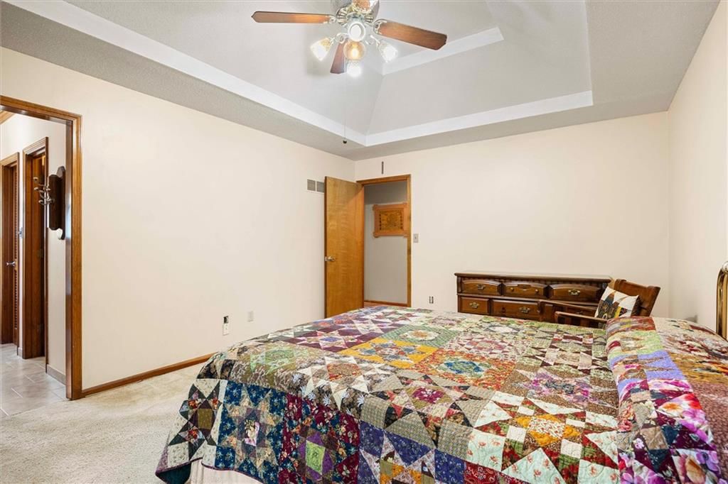 Photo 20 of 52 - 1320 S 105th Street, Edwardsville, KS 66111