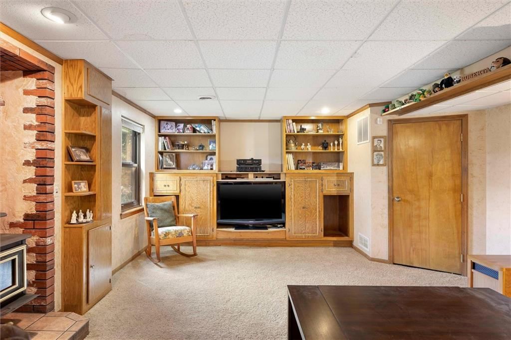 Photo 35 of 52 - 1320 S 105th Street, Edwardsville, KS 66111