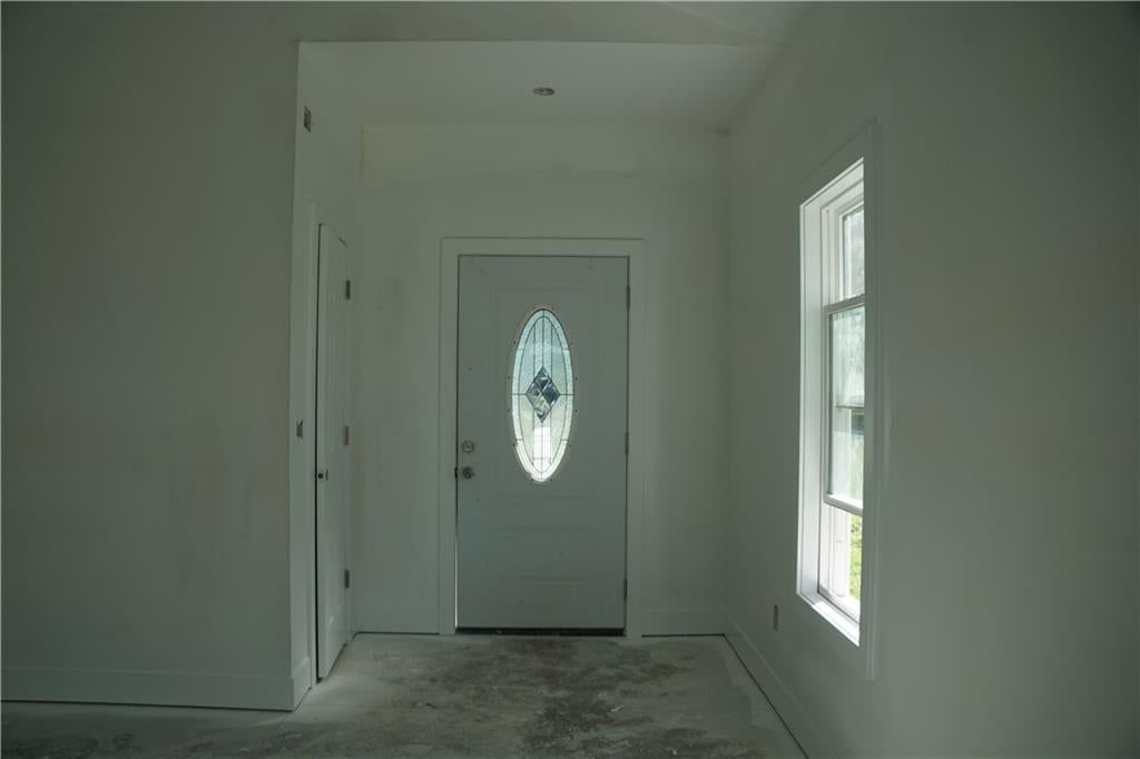 Photo 9 of 33 - 703 N Jefferson Street, Spring Hill, KS 66083