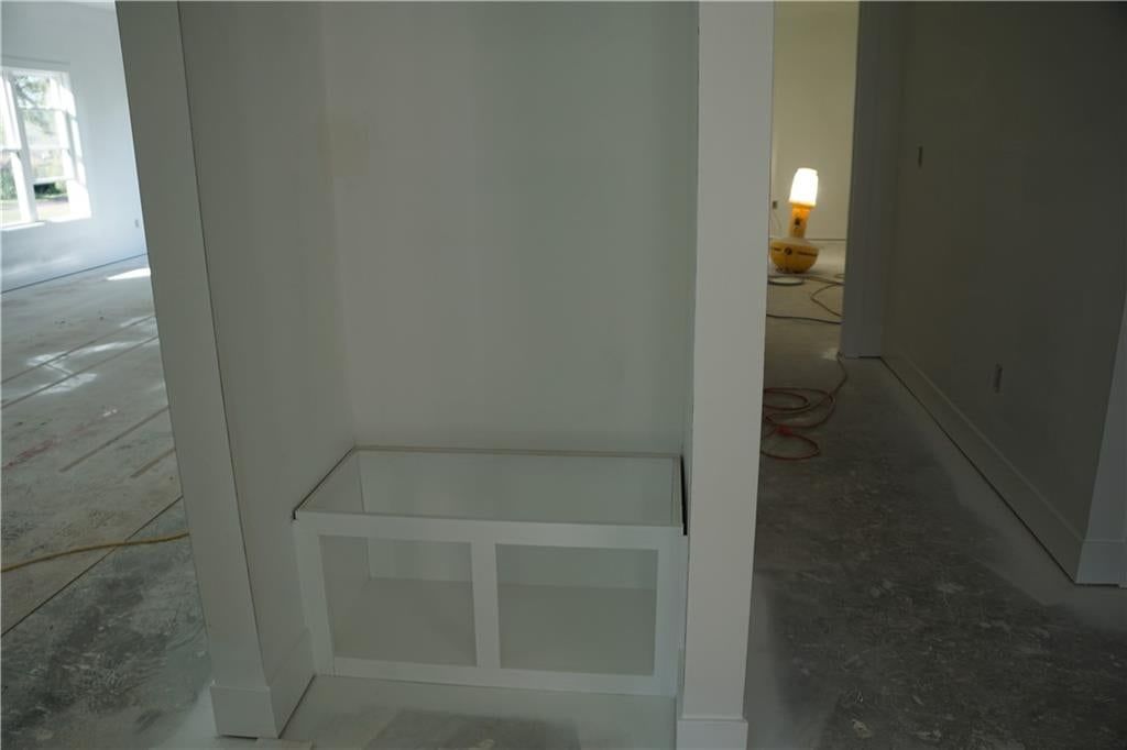 Photo 21 of 33 - 703 N Jefferson Street, Spring Hill, KS 66083