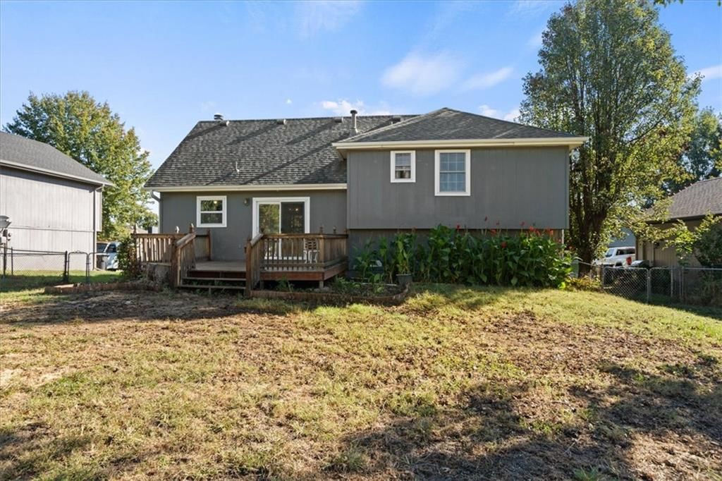 Photo 27 of 29 - 206 Pebblebrook Lane