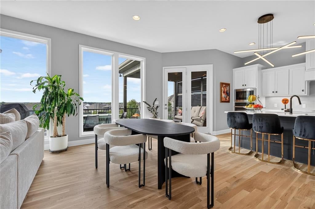 White kitchen in 12827 W 172nd Terrace, Overland Park, KS 66221, photo 11