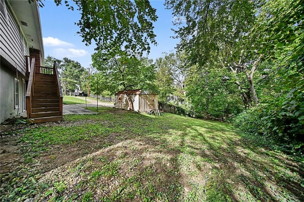 Photo 27 of 29 - 302 NE Northcrest Drive, Kansas City, MO 64116
