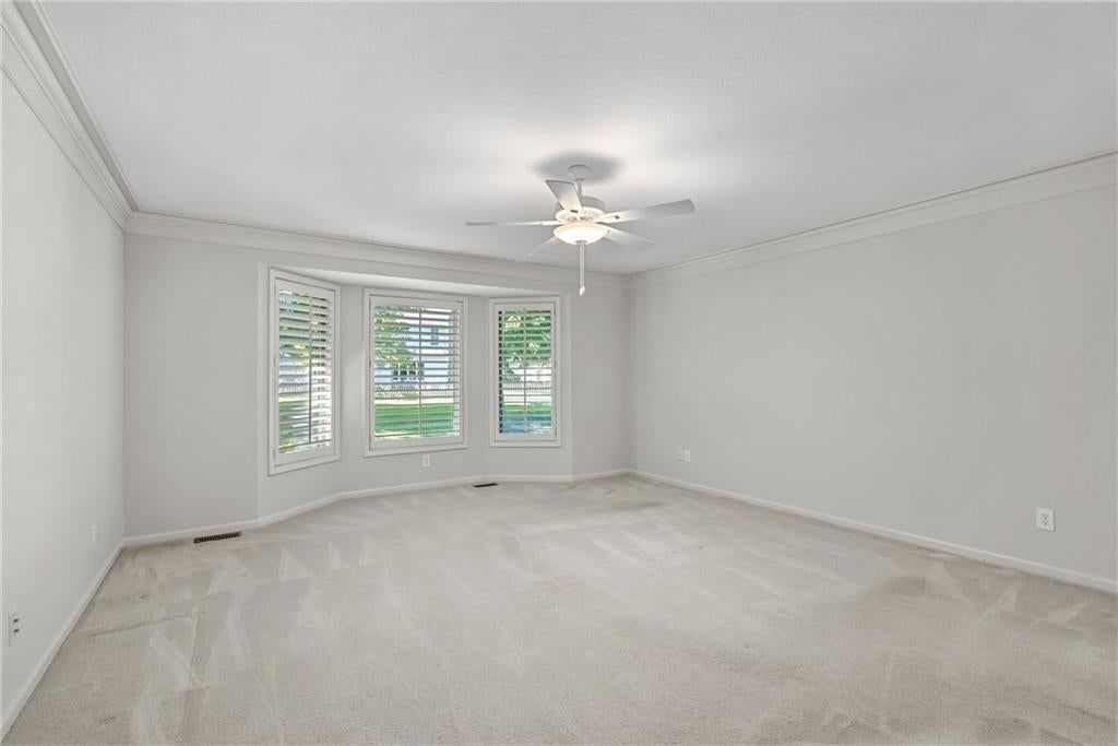 Photo 28 of 67 - 12808 Sherwood Drive, Leawood, KS 66209