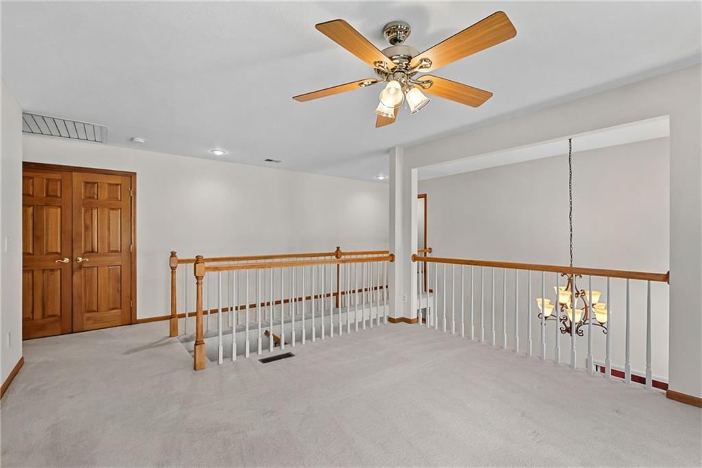 Photo 35 of 67 - 12808 Sherwood Drive, Leawood, KS 66209