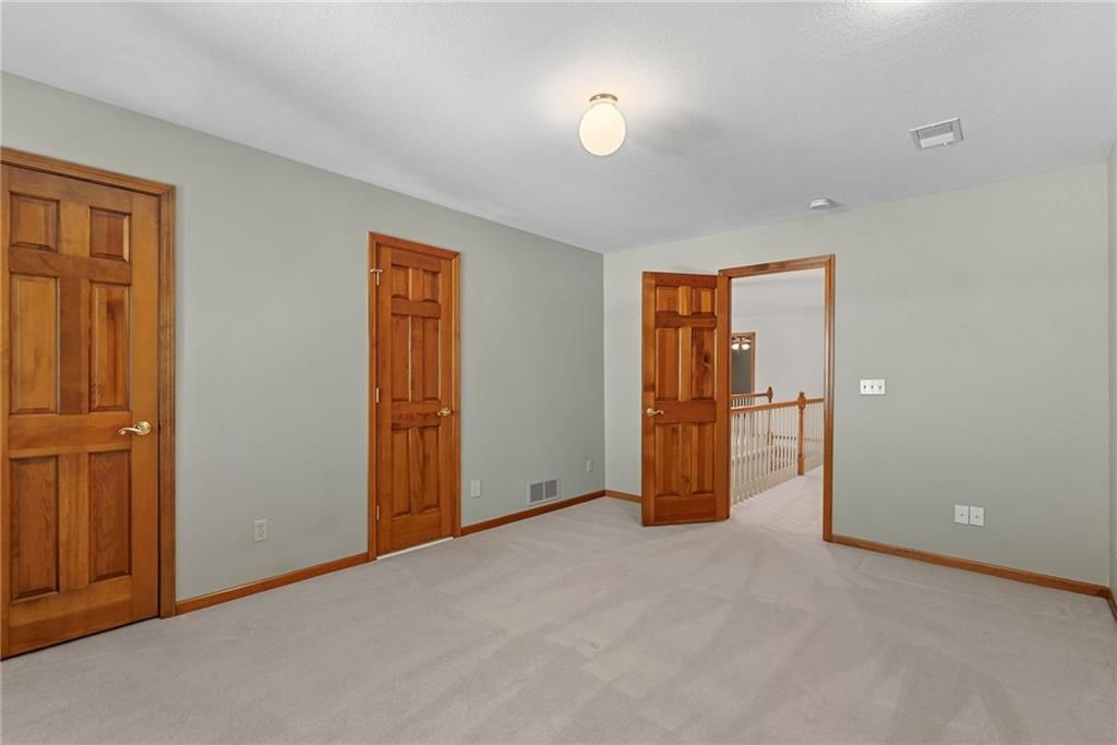 Photo 39 of 67 - 12808 Sherwood Drive, Leawood, KS 66209