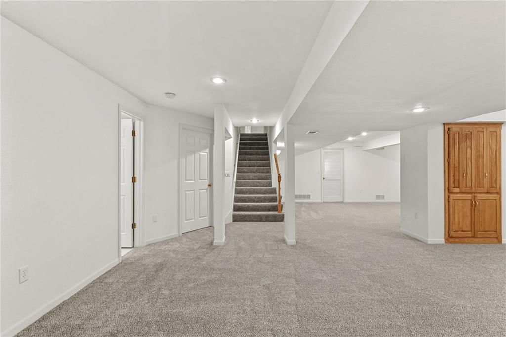 Photo 45 of 67 - 12808 Sherwood Drive, Leawood, KS 66209