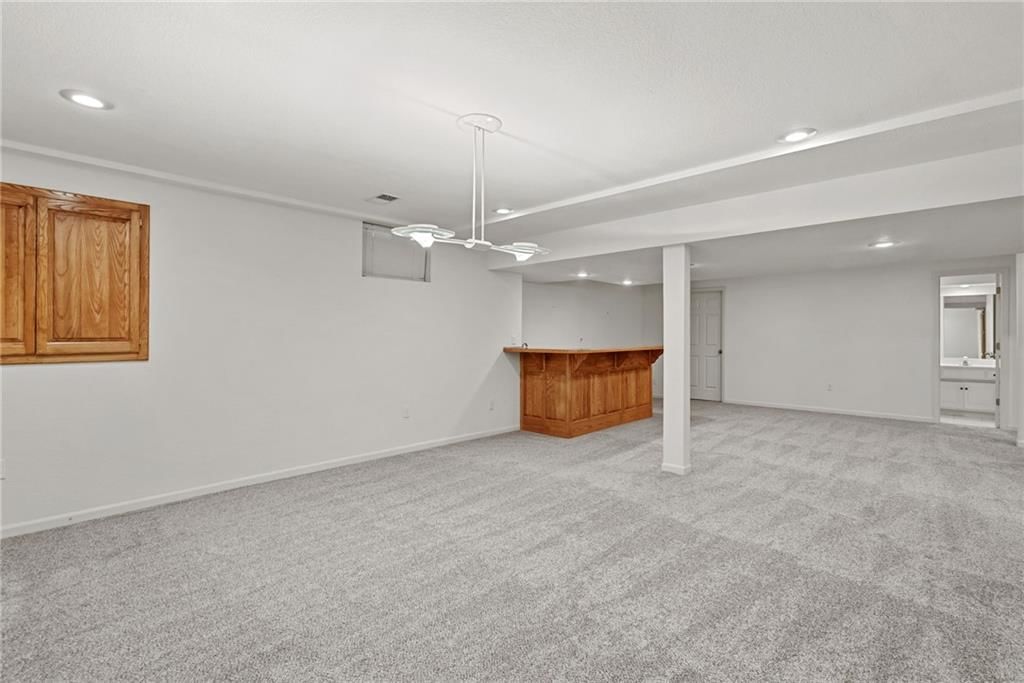 Photo 46 of 67 - 12808 Sherwood Drive, Leawood, KS 66209