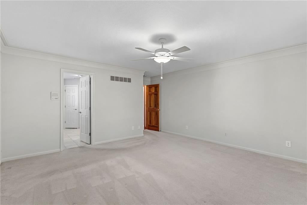 Photo 48 of 67 - 12808 Sherwood Drive, Leawood, KS 66209