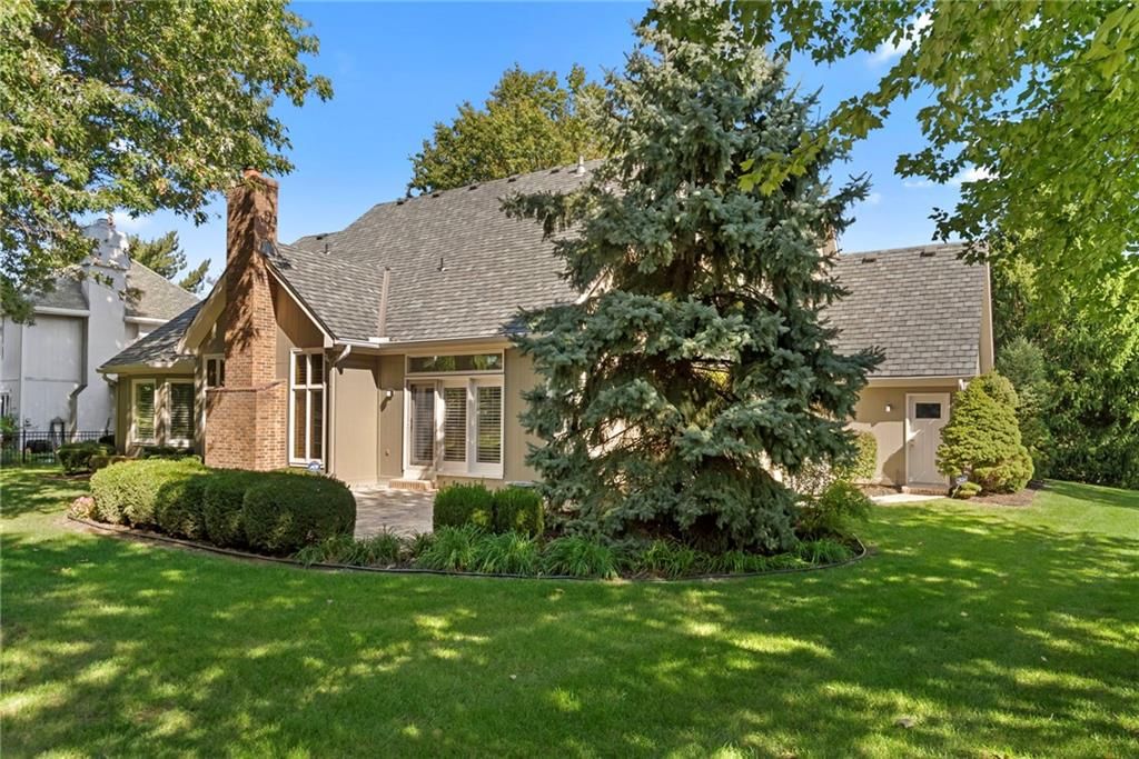 Photo 60 of 67 - 12808 Sherwood Drive, Leawood, KS 66209