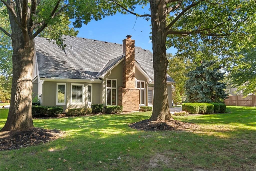 Photo 64 of 67 - 12808 Sherwood Drive, Leawood, KS 66209