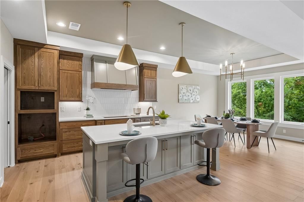9177 N Montgall Avenue, Kansas City, MO: listing photo 3