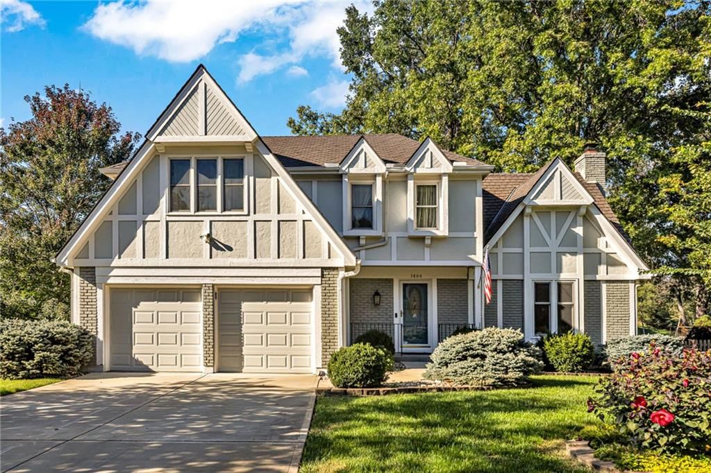 3806 NE Beechwood Drive, Lee's Summit, MO