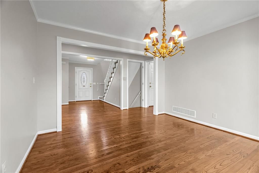 Photo 8 of 54 - 3806 NE Beechwood Drive, Lee's Summit, MO 64064