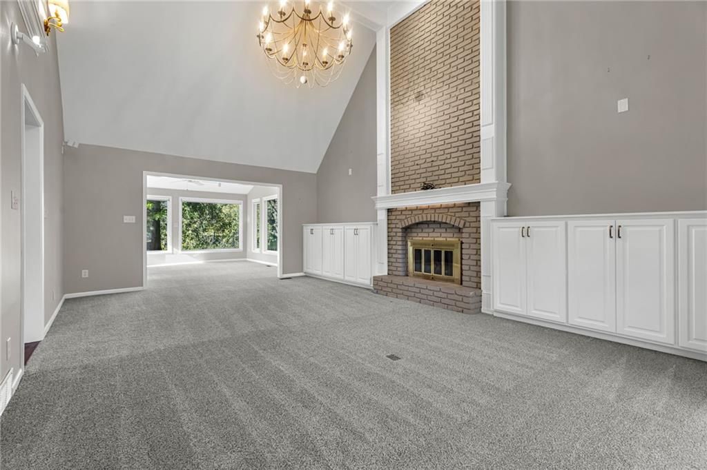 Photo 10 of 54 - 3806 NE Beechwood Drive, Lee's Summit, MO 64064