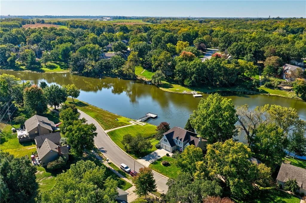 Photo 43 of 54 - 3806 NE Beechwood Drive, Lee's Summit, MO 64064