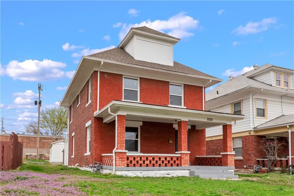 222 N 17th Street, Kansas City, KS: listing photo 2