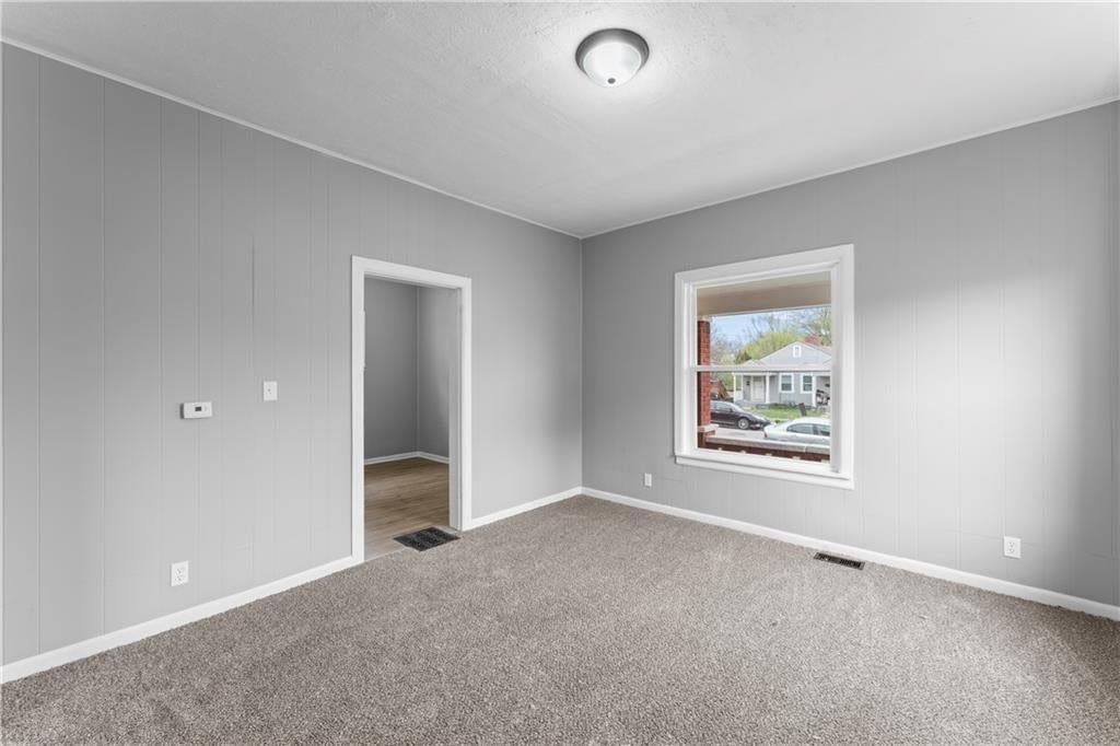 Photo 14 of 18 - 222 N 17th Street, Kansas City, KS 66102