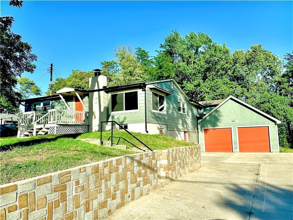 4833 N Winchester Street, Kansas City, MO