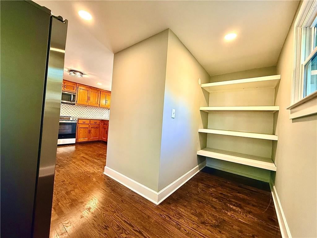 Walk-in pantry at 4833 N Winchester Street, Kansas City, MO 64119