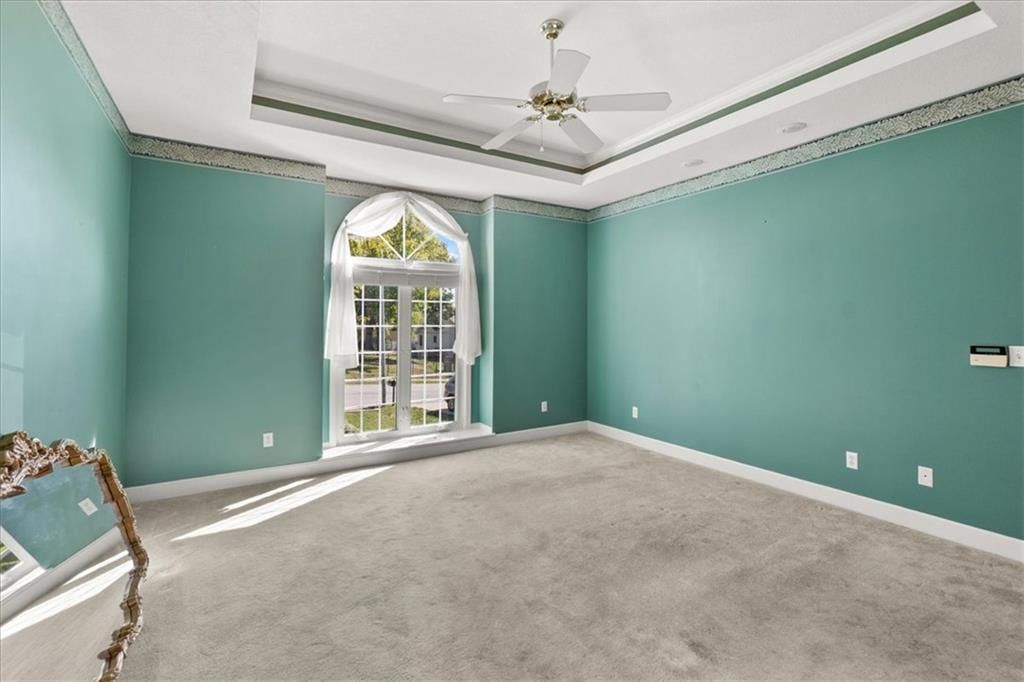 Photo 17 of 43 - 3730 S Milton Drive, Independence, MO 64055